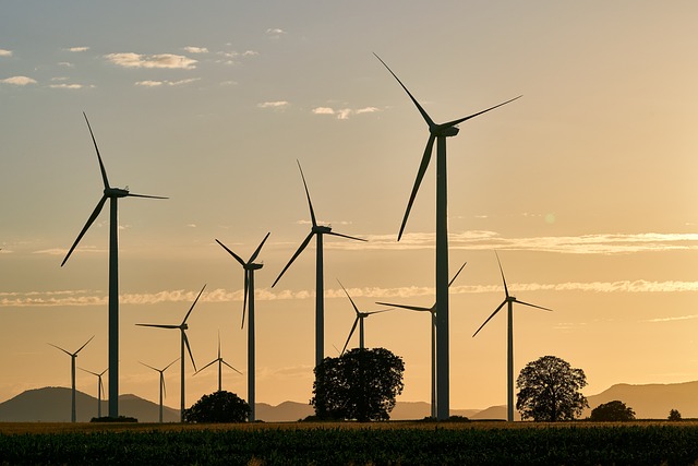 Türkiye'de Enerji ve Teknoloji: Yeni İnovasyonlar ve Uygulamalar Türkiye'de Enerji ve Teknoloji: Yeni İnovasyonlar ve Uygulamalar